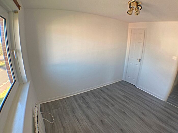 1 Bedroom Flat To Rent In Rosslyn Road, Ashgill, ML9