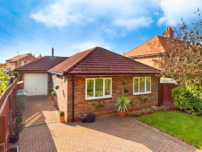 2 Bedroom Detached Bungalow For Sale In Mill Lane, Brandesburton, Driffield, YO25