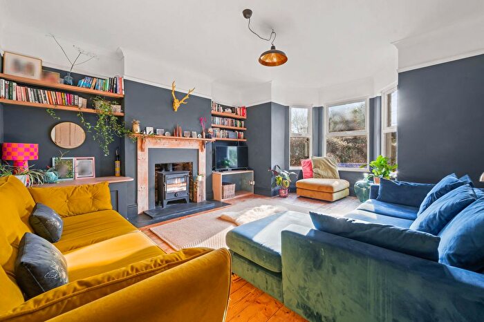 4 Bedroom Terraced House For Sale In Springfield Terrace, South Brent, TQ10