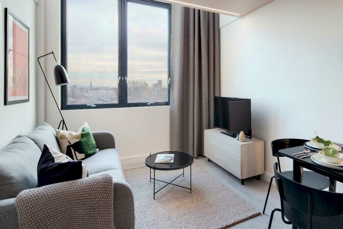 1 Bedroom Apartment To Rent In Sky Gardens, M15