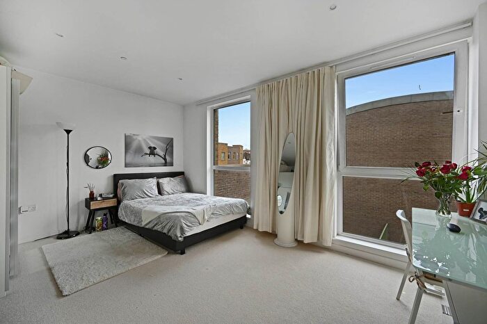 5 Bedroom Town House To Rent In Deerling House, Exclusive Townhouse, Kidbrook Village ., SE3