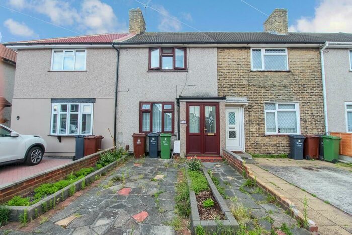 2 Bedroom House To Rent In Haresfield Road, Dagenham, Essex, RM10