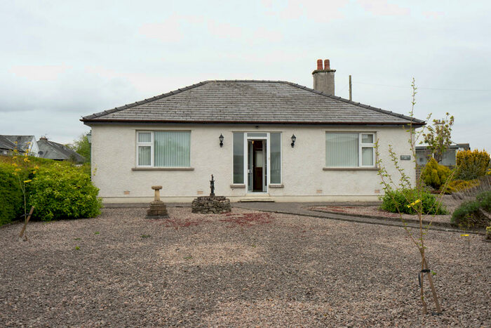 2 Bedroom Detached Bungalow To Rent In Heron Hill, Kendal, LA9