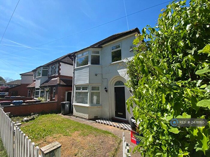 3 Bedroom Detached House To Rent In Heathland Road, Salford, M7