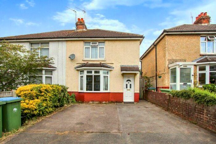 3 Bedroom Semi-Detached House To Rent In Wimpson Lane, Southampton, Hampshire, SO16