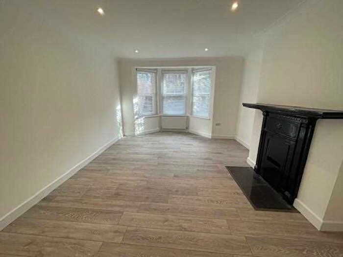 1 Bedroom Flat To Rent In Anson Road, London, N7