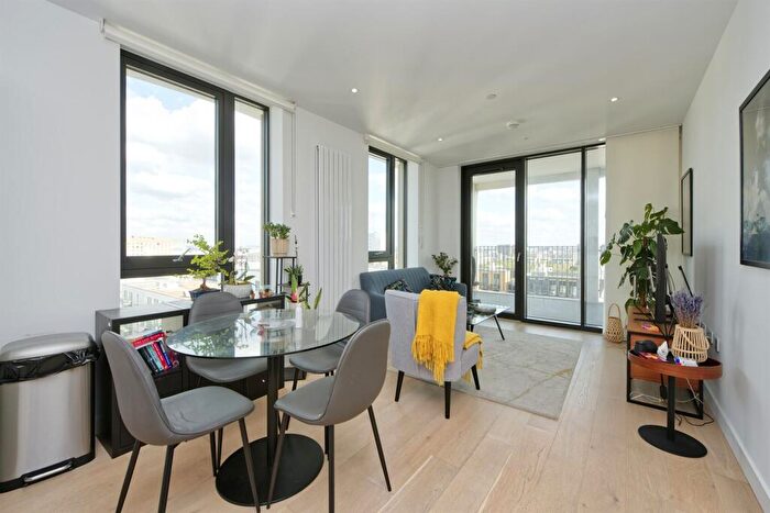 2 Bedroom Apartment To Rent In Pinnacle House, Royal Wharf, E16