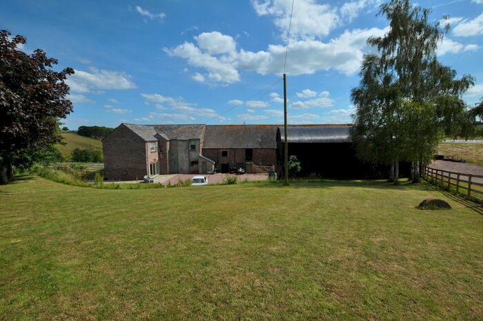 4 Bedroom Farmhouse To Rent In Glewstone, Ross-On-Wye, HR9