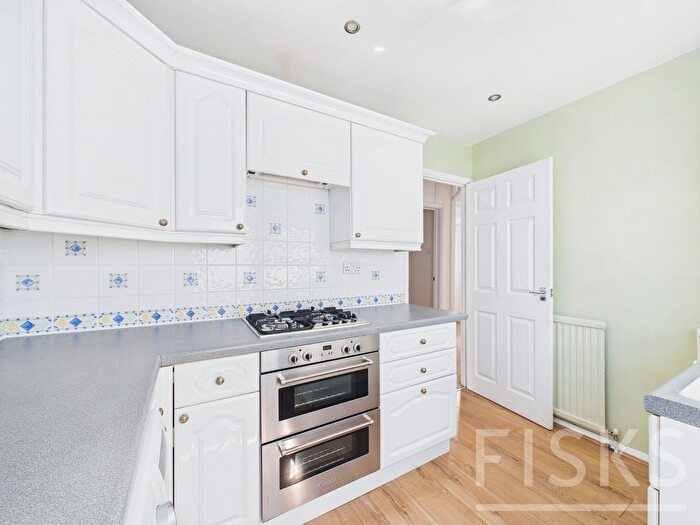 2 Bedroom Bungalow For Sale In Cedar Road, Benfleet, SS7
