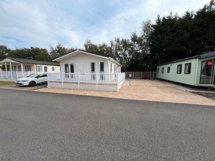 2 Bedroom Property For Sale In The Drive, Brookland Park, Gravel Lane, Banks, Southport, PR9