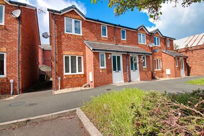3 Bedroom Semi Detached House To Rent In Scribe Place, Irlam, M44
