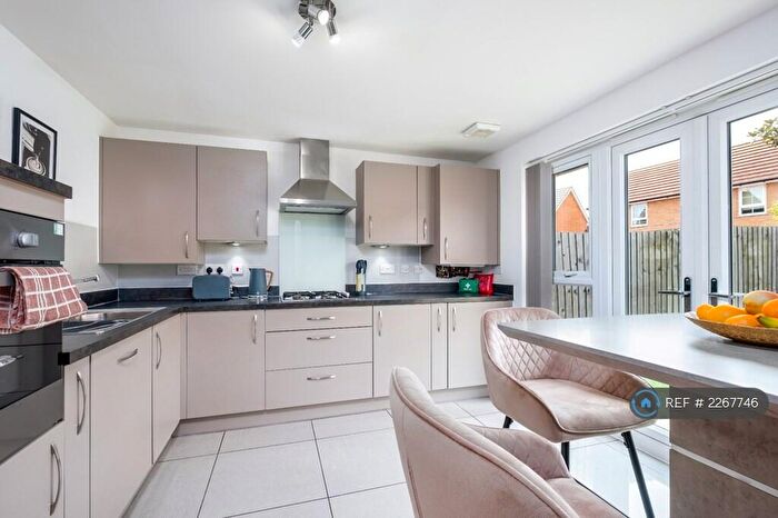 4 Bedroom Semi-Detached House To Rent In Drake Avenue, Peterborough, PE2