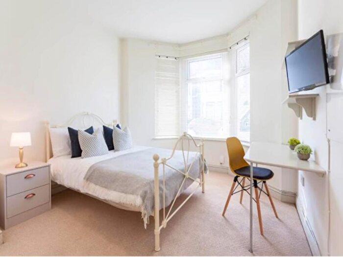 7 Bedroom House To Rent In Malefant Street, Roath, Cardiff, CF24