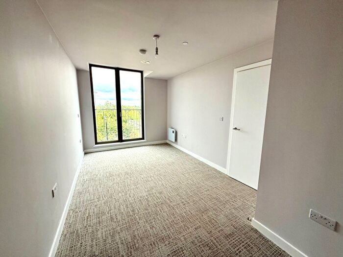 1 Bedroom Property To Rent In Botanical Avenue, Manchester, M16