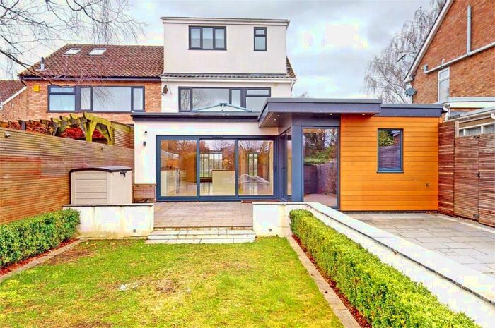 4 Bedroom Semi-Detached House To Rent In Cheltenham, Gloucestershire, GL50