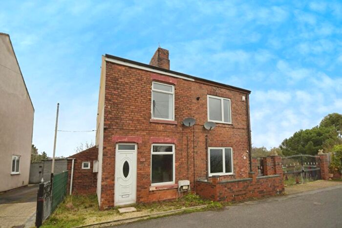 2 Bedroom Semi Detached House For Sale In Hollin Hill Road, Clowne, Chesterfield, S43