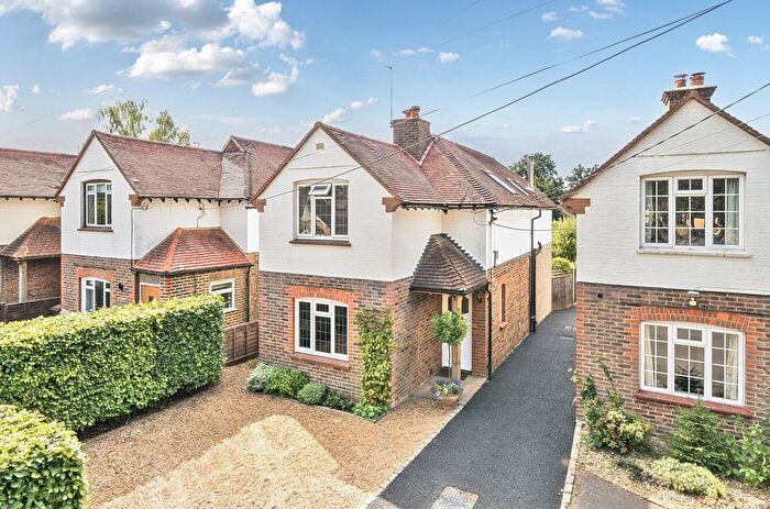 3 Bedroom Detached House For Sale In Milford, Godalming, Surrey, GU8