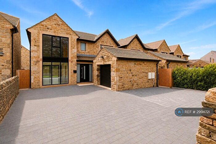 4 Bedroom Detached House To Rent In Brogden Lane, Barnoldswick, BB18
