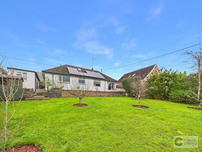3 Bedroom Bungalow For Sale In The Tors, Kingskerswell, TQ12