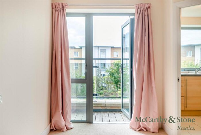 1 Bedroom Apartment For Sale In St. Georges Road, Cheltenham, GL50