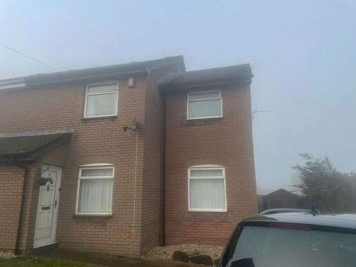 3 Bedroom Terraced House To Rent In Hollyrood Close, Vale Of Glamorgan, Barry, CF62