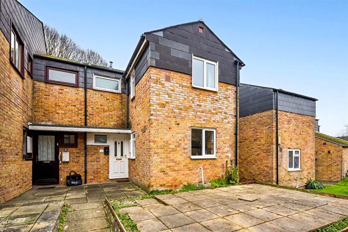 3 Bedroom End Terrace House For Sale In Florence Court, Andover, SP10