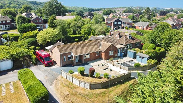 4 Bedroom Detached Bungalow For Sale In Elcot Lane, Marlborough, SN8