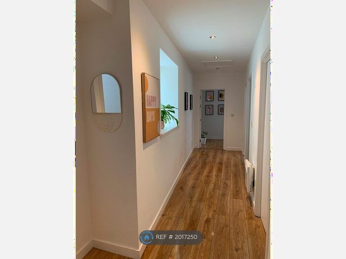 3 Bedroom Flat To Rent In Mitchell Street, Glasgow, G1