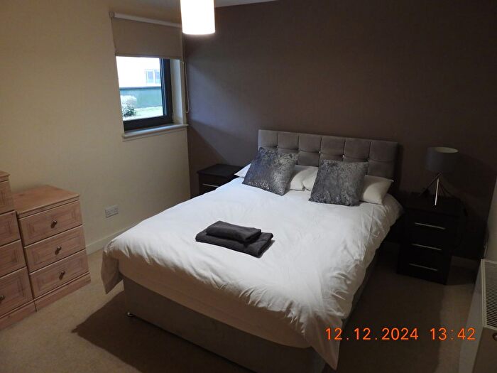 1 Bedroom Flat To Rent In Kent Road, Glasgow, G3