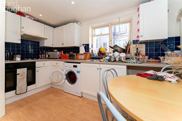 3 Bedroom Flat To Rent In North Road, Brighton, East Sussex, BN1