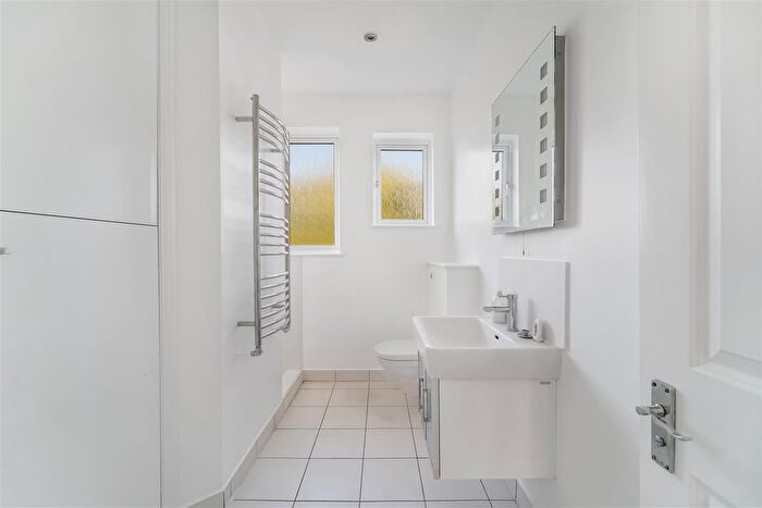 4 Bedroom Property To Rent In Grasmere Avenue, Merton Park, SW19