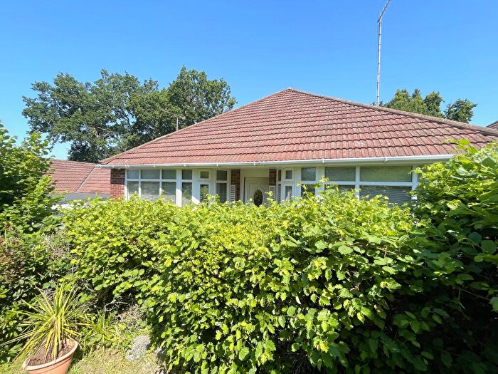 2 Bedroom Detached Bungalow For Sale In * Auction Sale * Lordswood, Southampton, SO16