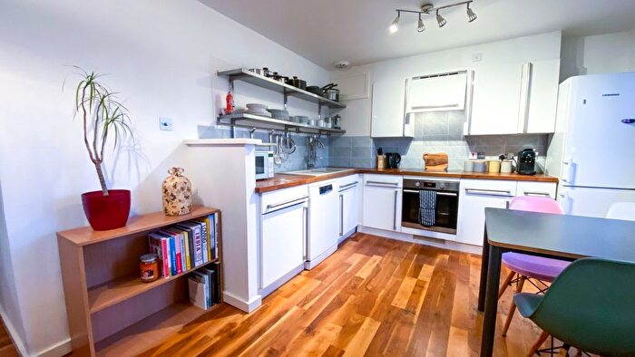 2 Bedroom Flat To Rent In Nichols Court, Cremer Street, E2