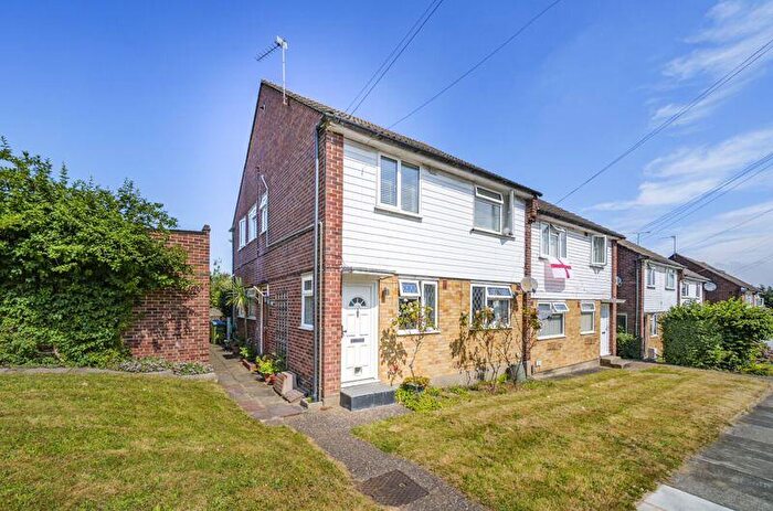 2 Bedroom Maisonette For Sale In High Point, New Eltham, SE9