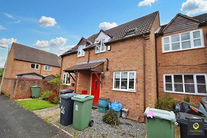 2 Bedroom Terraced House To Rent In Merchants Mead, Quedgeley, GL2