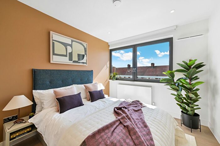 3 Bedroom Flat To Rent In Uncle Wembley, Park Lane, London, HA9