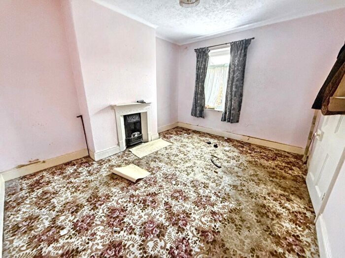 3 Bedroom Terraced House For Sale In Derwent Street, Newcastle Upon Tyne, NE17