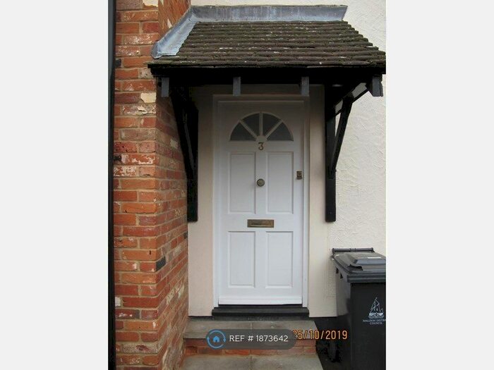 1 Bedroom Flat To Rent In High Street, Maldon, CM9