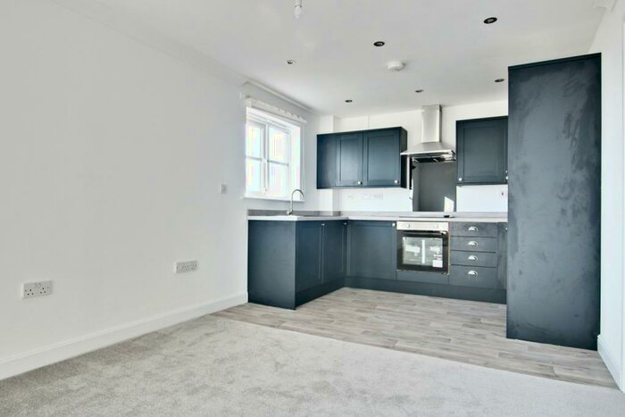 2 Bedroom Apartment To Rent In Beaconsfield Road, Bexley, DA5