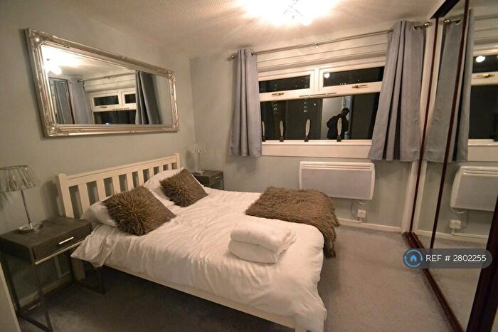 1 Bedroom Flat To Rent In St. Mungo Avenue, Glasgow, G4