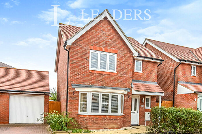 3 Bedroom Detached House To Rent In Cameron Crescent, Bedford, MK40