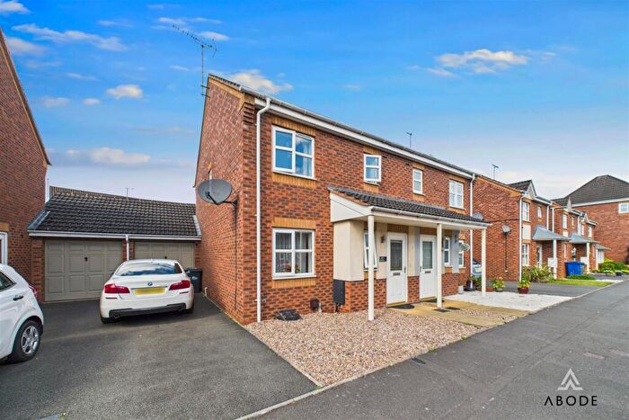 3 Bedroom Semi-Detached House For Sale In Hevea Road, Burton Upon Trent, Staffordshire, DE13
