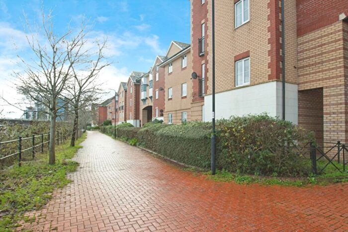 2 Bedroom Flat For Sale In Seager Drive, Cardiff, CF11