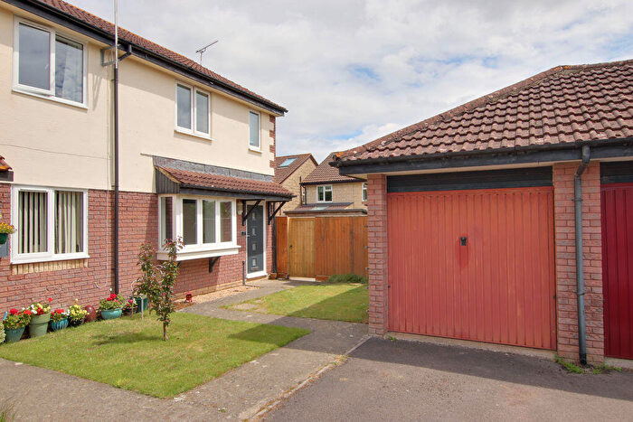 3 Bedroom Terraced House To Rent In Speedwell Close, Trowbridge, BA14