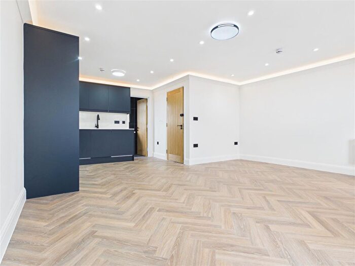 Studio To Rent In Church Road, Acton, W3