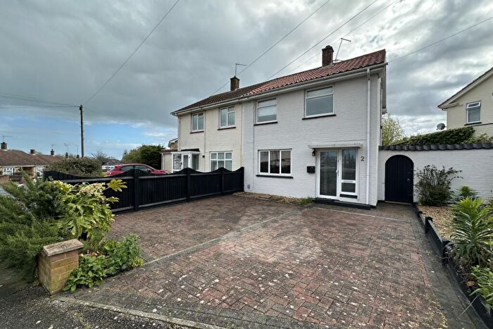 2 Bedroom Semi Detached House For Sale In Dorset Gardens, Walmer, CT14