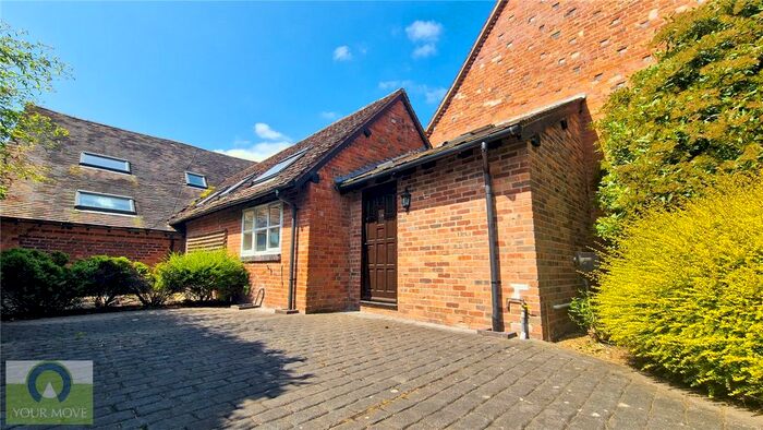 3 Bedroom Detached House To Rent In The Mews, Barrons Court, Newhouse Lane, Dodford, Bromsgrove, B61