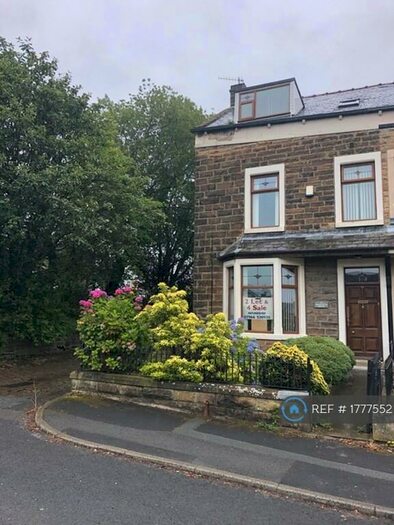 5 Bedroom End Of Terrace House To Rent In Brunel Street, Burnley, BB12