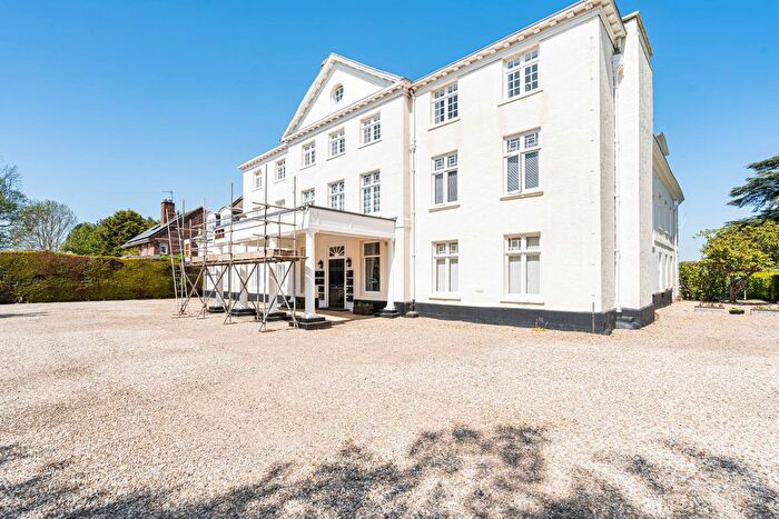 2 Bedroom Flat For Sale In Farringdon House, Farringdon, Exeter, EX5