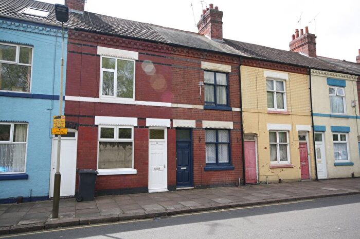 2 Bedroom Terraced House To Rent In Boundary Road, Leicester, LE2